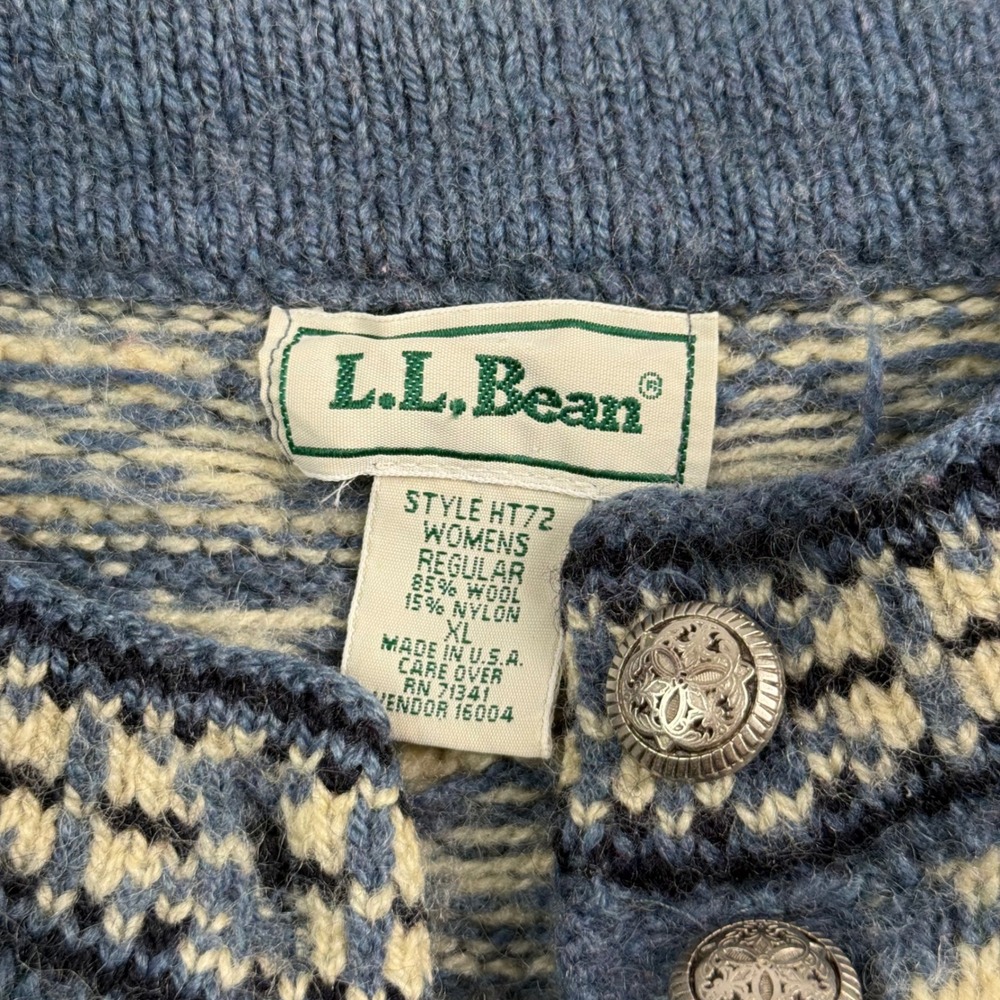 LL Bean Womens XL Fair Isle Wool Cardigan Blue Snowflake Button Sweater HT72 USA - Picture 3 of 5